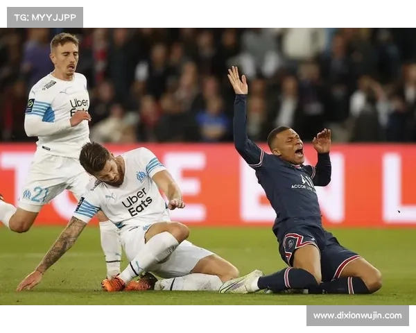 巴黎与马赛法甲对决中的十大传奇球员回顾与分析